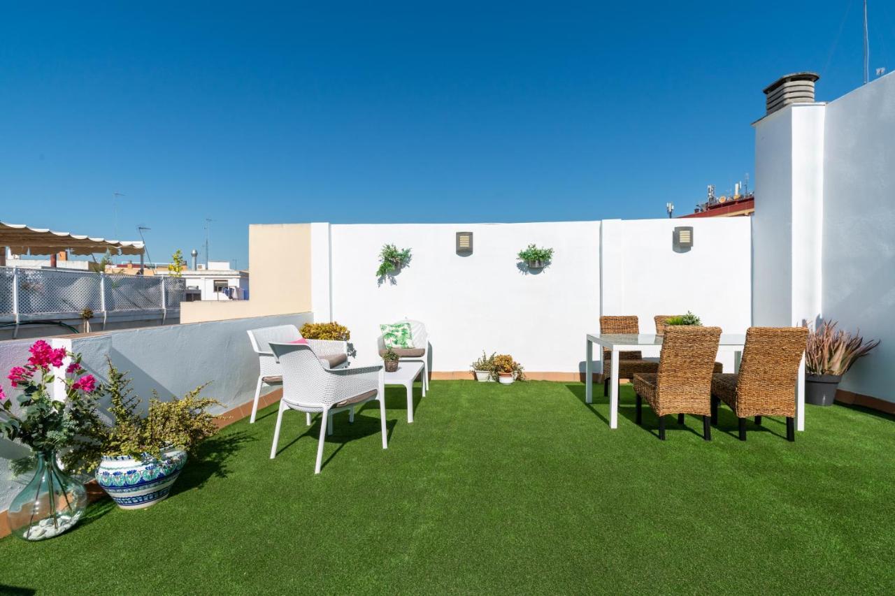 Apartments Ole - Albareda 24 Севілья Екстер'єр фото
