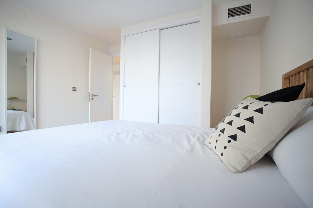 Apartments Ole - Albareda 24 Севілья Номер фото