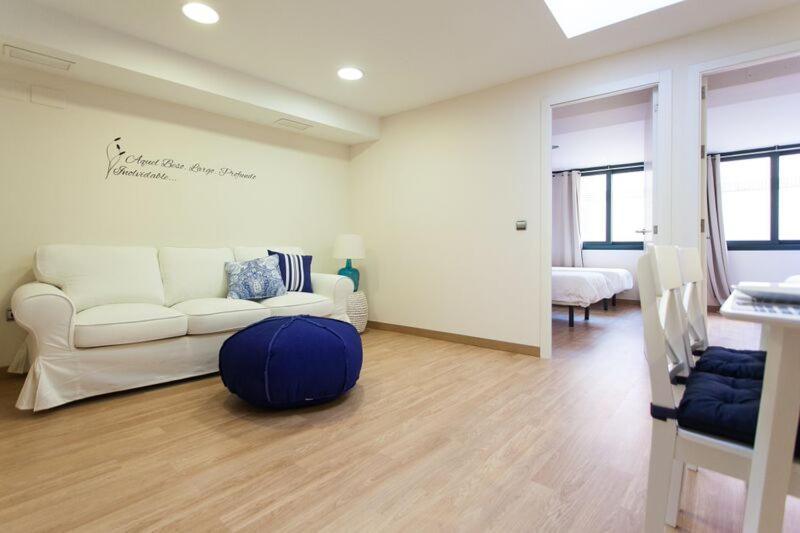Apartments Ole - Albareda 24 Севілья Екстер'єр фото