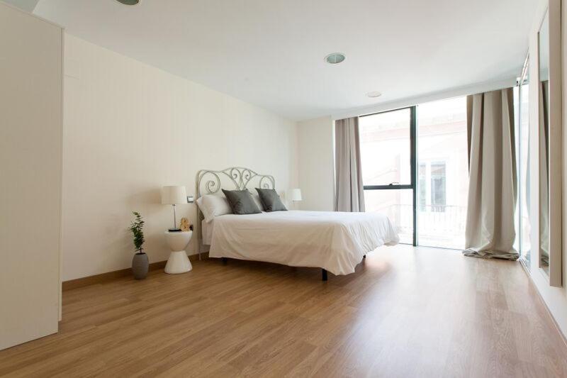 Apartments Ole - Albareda 24 Севілья Екстер'єр фото